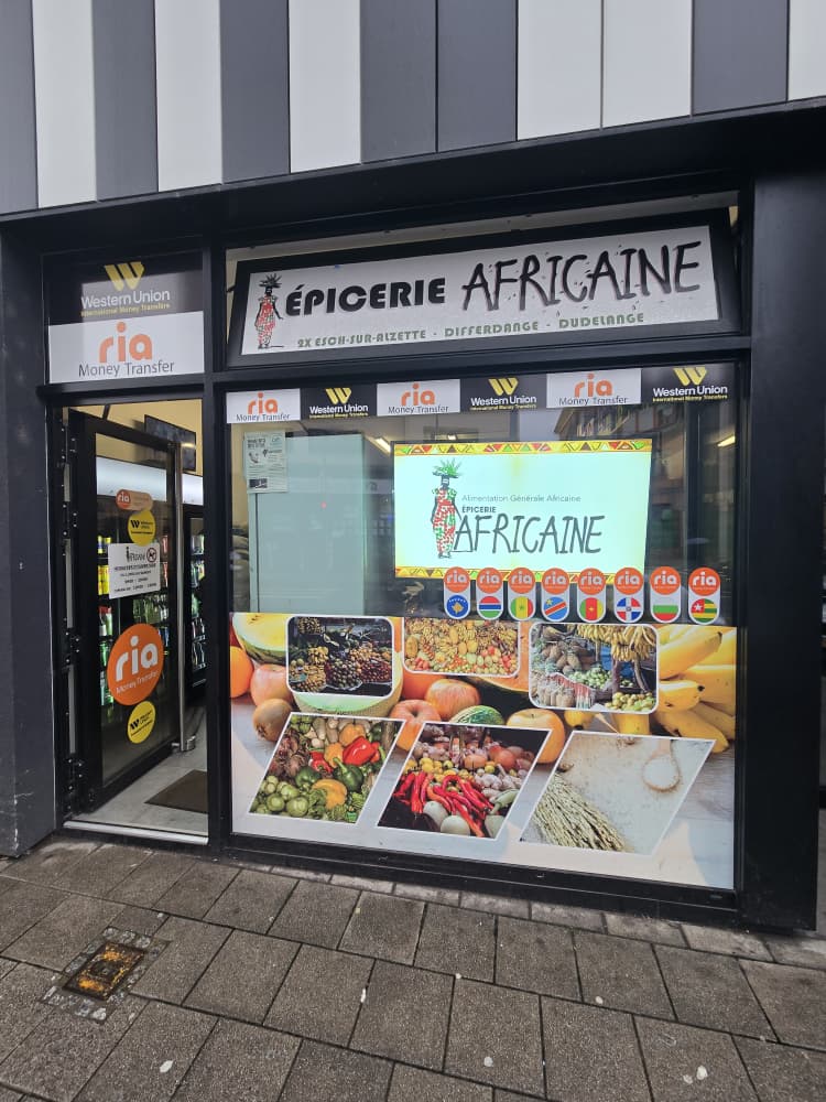 Devanture de l'épicerie africaine à Esch-sur-Alzette